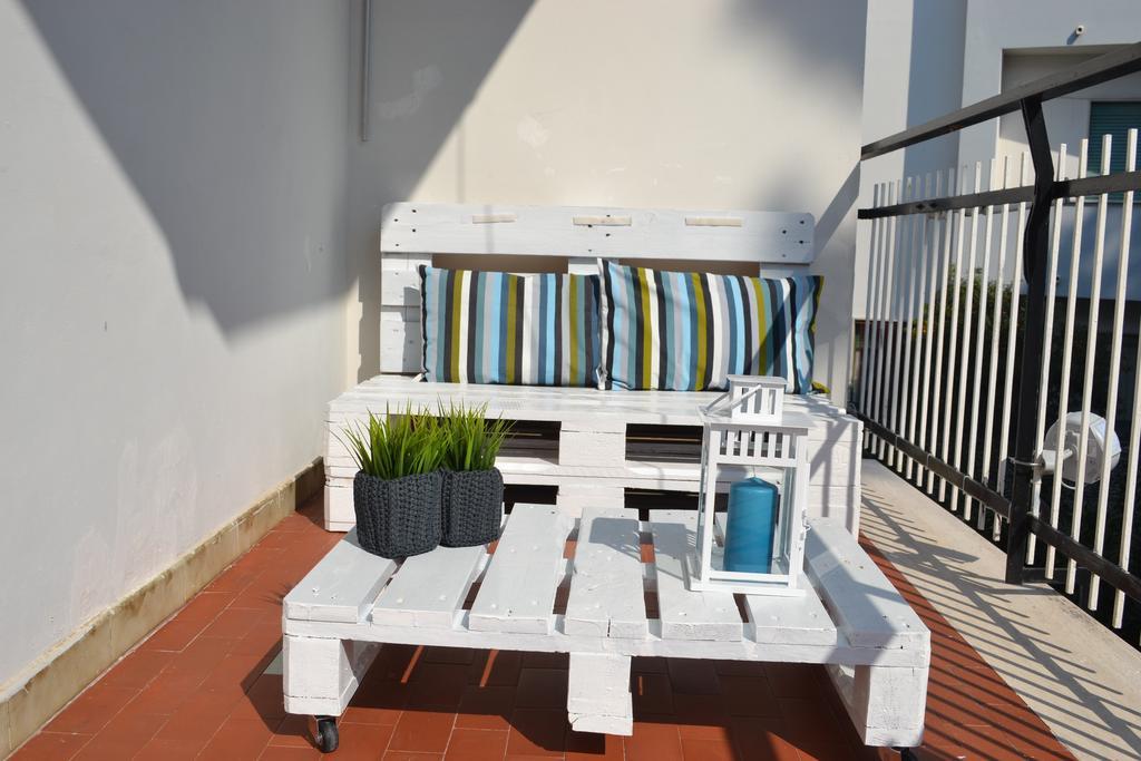 Ferienwohnung Cento Passi Dal Mare Geata Zimmer foto